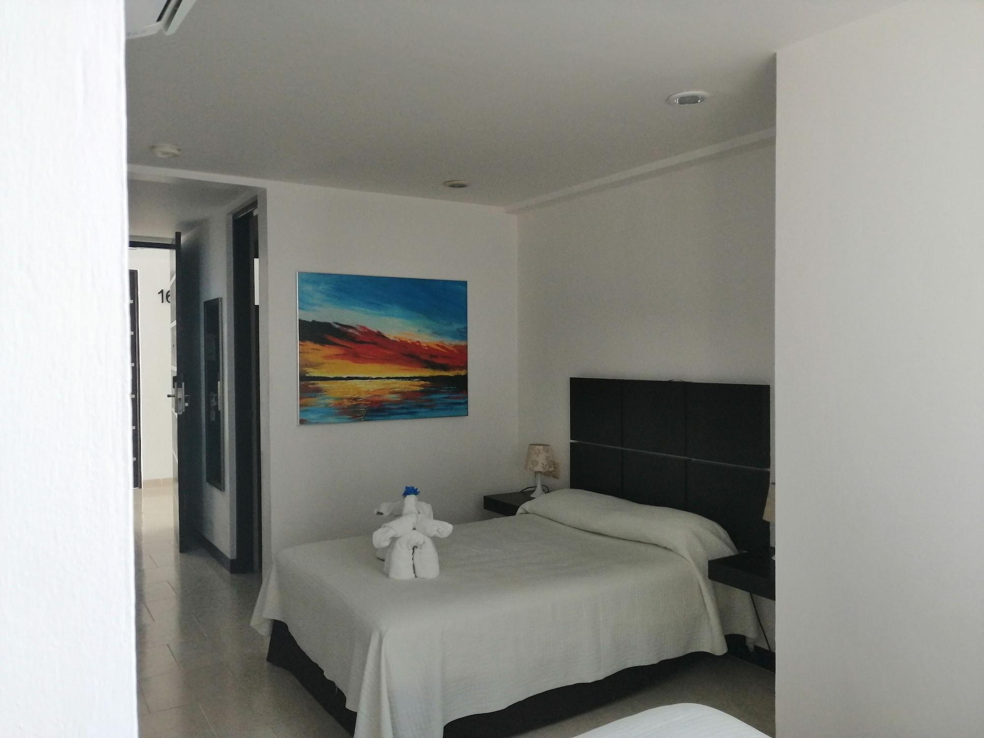 Hotel Plaza Playa Плайя-дель-Кармен Екстер'єр фото